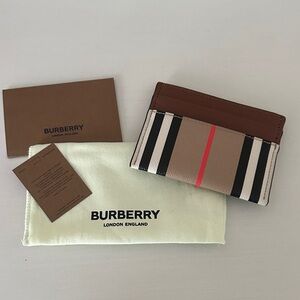 Burberry Novacheck & Brown Leather Cardholder, Brand New!